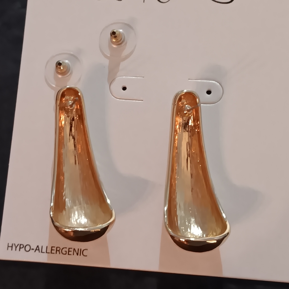 JS Drop Earrings (NWT) - Picture 7 of 8